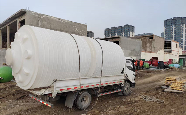 PE岷县塑料大桶运输中