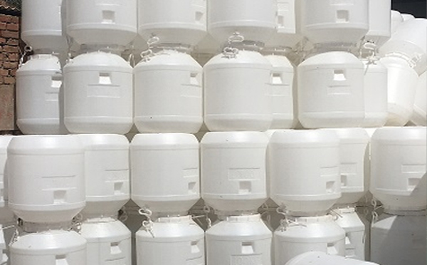 岷县塑料桶耐化学腐蚀性能选择指南
