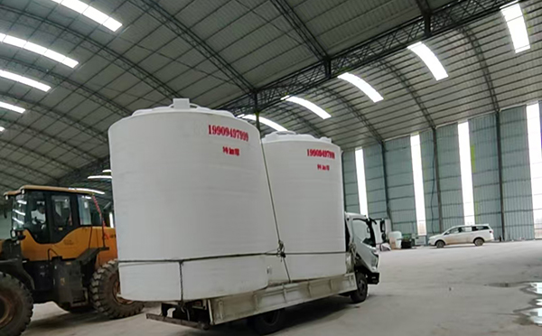 特加厚岷县塑料大桶装车运输交付实录